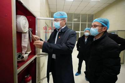 始終把安全放在首位!曹國良檢查春節前安全生產、疫情防控和食品安全等工作