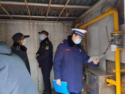 東城消防聯(lián)合多部門開展燃?xì)馐褂脠?chǎng)所專項(xiàng)檢查