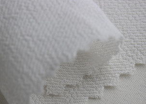 輕舞飛揚(yáng)，舒適一夏——探秘廠家直銷加捻人絲喬其縐布